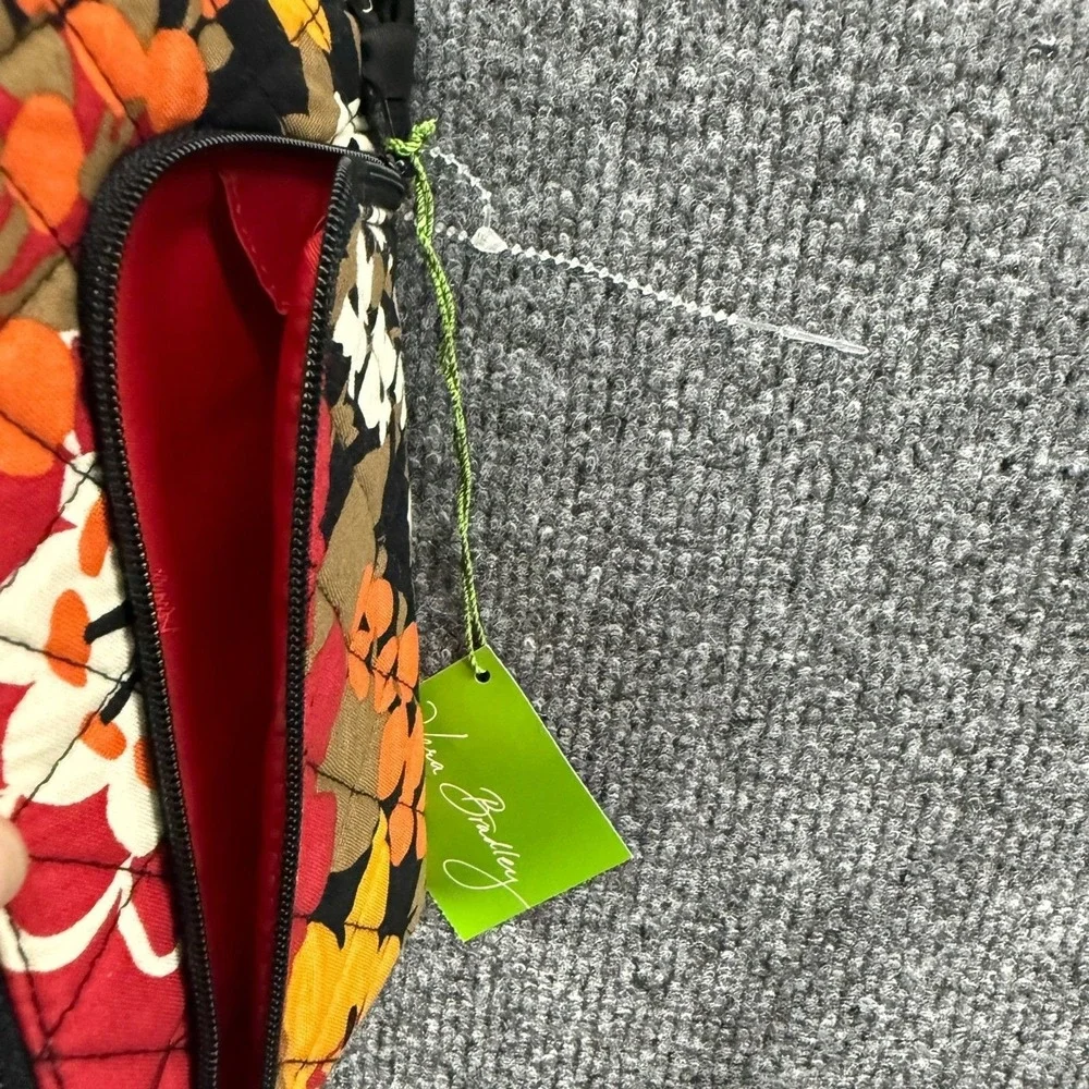 Vera Bradley Wristlet Wallet Red Bittersweet Floral Quilted‎ Card Holder Hippie - Picture 6 of 9